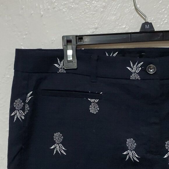 Ann Taylor The Cotton Crop Mid Rise Pineapple Pants in Navy Blue & White Size 12 - Picture 4 of 14